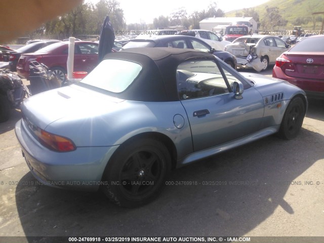 4USCH9330XLG01205 - 1999 BMW Z3 2.3 Light Blue photo 4