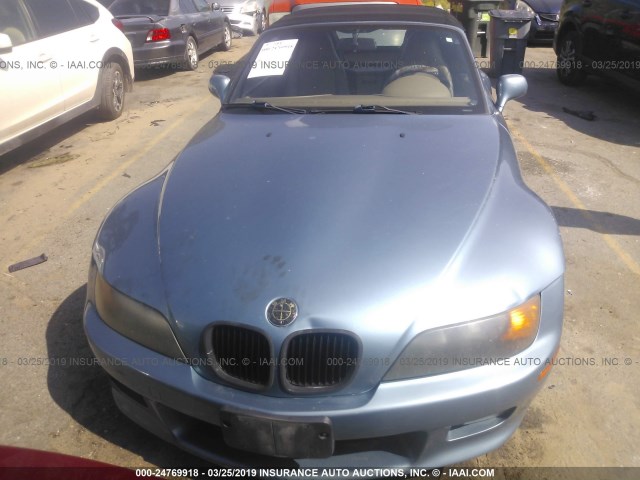 4USCH9330XLG01205 - 1999 BMW Z3 2.3 Light Blue photo 6