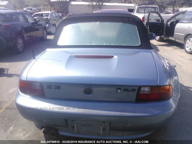 4USCH9330XLG01205 - 1999 BMW Z3 2.3 Light Blue photo 8