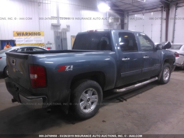 3GCEK23329G256814 - 2009 CHEVROLET SILVERADO K1500 LT BLUE photo 4