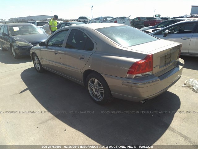 YV1RS592052481229 - 2005 VOLVO S60 2.5T BEIGE photo 3