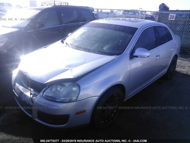 3VWRZ71K39M097871 - 2009 VOLKSWAGEN JETTA SE/SEL SILVER photo 2