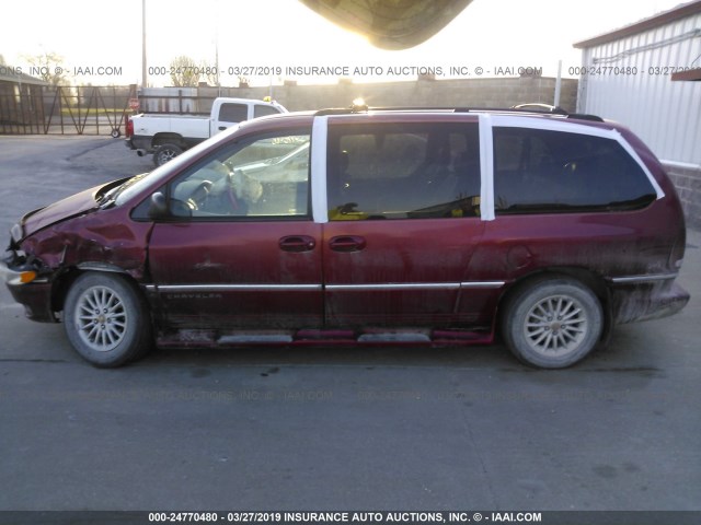 1C4GP64L0VB292178 - 1997 CHRYSLER TOWN & COUNTRY LXI RED photo 6