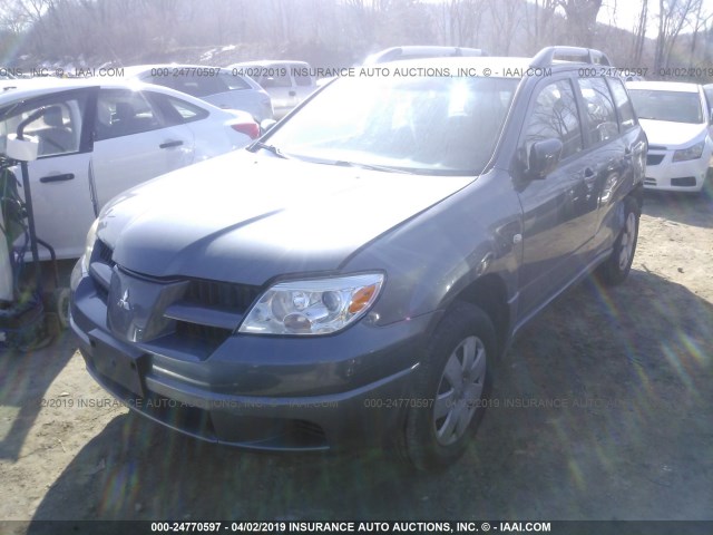 JA4LZ31F36U005843 - 2006 MITSUBISHI OUTLANDER LS GRAY photo 2