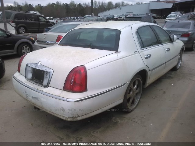 1LNFM81W8WY632766 - 1998 LINCOLN TOWN CAR EXECUTIVE WHITE photo 4