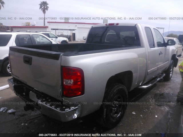 2GCEC19J871689881 - 2007 CHEVROLET SILVERADO C1500 SILVER photo 4