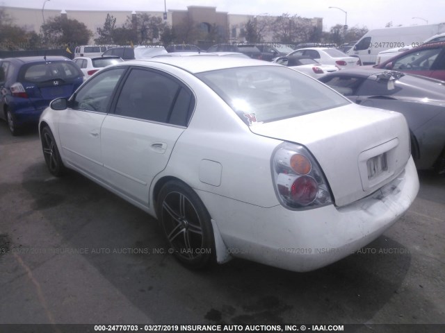 1N4AL11D34C152027 - 2004 NISSAN ALTIMA S/SL WHITE photo 3