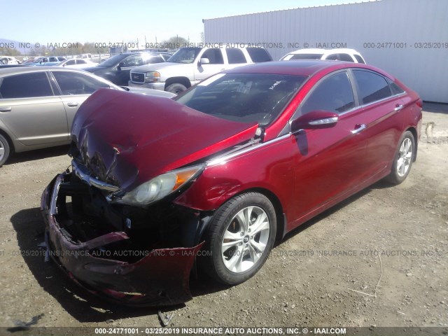 5NPEC4AC3BH174762 - 2011 HYUNDAI SONATA SE/LIMITED RED photo 2