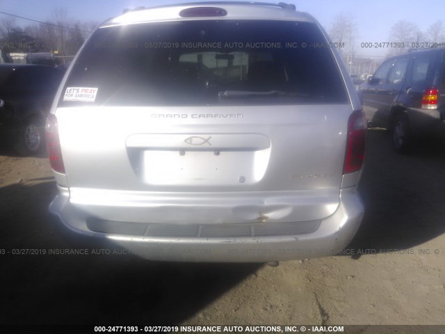 2B4GP44301R271747 - 2001 DODGE GRAND CARAVAN SPORT SILVER photo 6