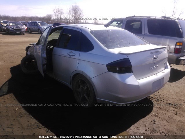 1FAHP36N19W113667 - 2009 FORD FOCUS SES SILVER photo 3