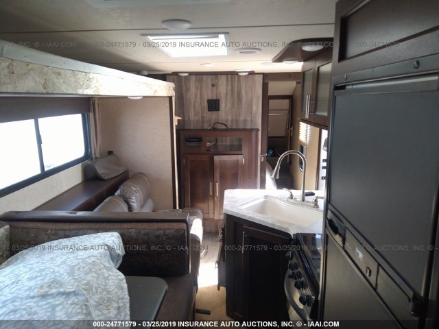 4X4TCKB22HK041545 - 2017 FOREST RIVER GREY WOLF  未知 照片 5