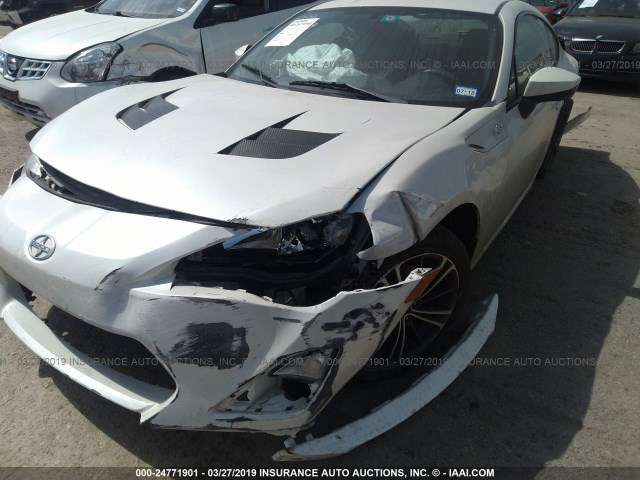 JF1ZNAA18D1715510 - 2013 TOYOTA SCION FR-S WHITE photo 6