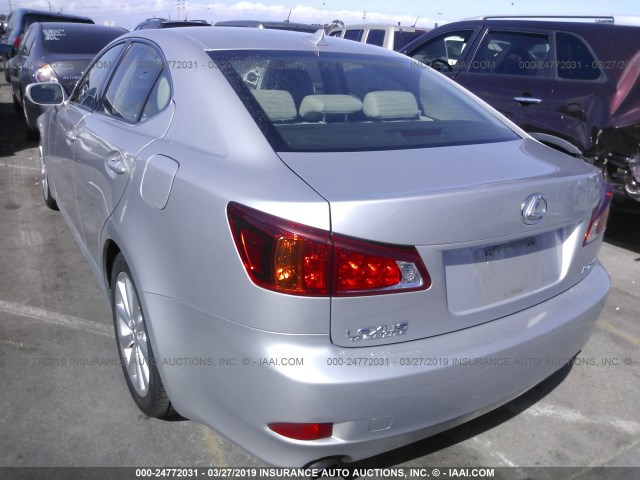 JTHBK262692086759 - 2009 LEXUS IS 250 SILVER photo 3