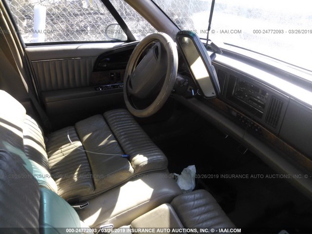 1G4CW53L8P1645302 - 1993 BUICK PARK AVENUE  TAN photo 5