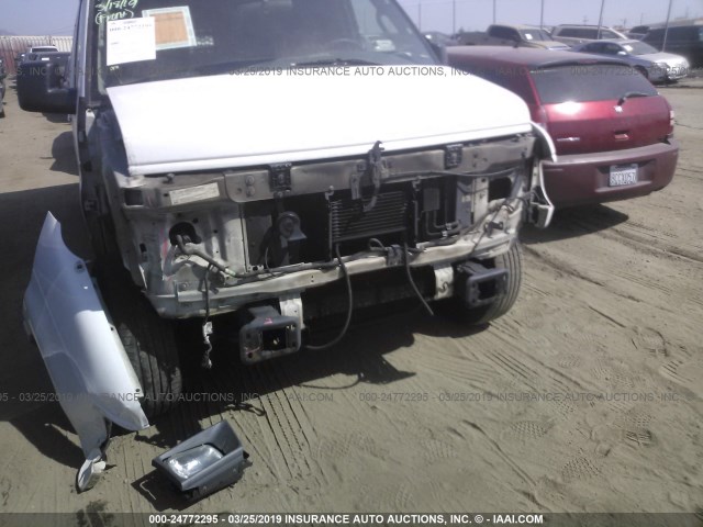 1FTRE14W76DA45497 - 2006 FORD ECONOLINE E150 VAN WHITE photo 6