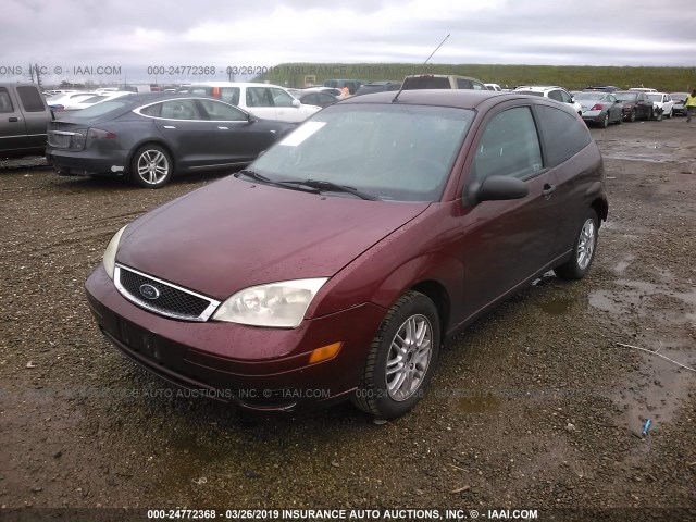 1FAFP31NX6W237804 - 2006 FORD FOCUS ZX3 RED photo 2