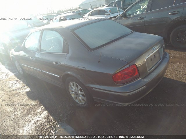 KMHWF35H84A965919 - 2004 HYUNDAI SONATA GLS/LX GRAY photo 3