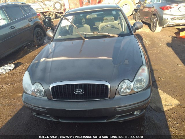 KMHWF35H84A965919 - 2004 HYUNDAI SONATA GLS/LX GRAY photo 6