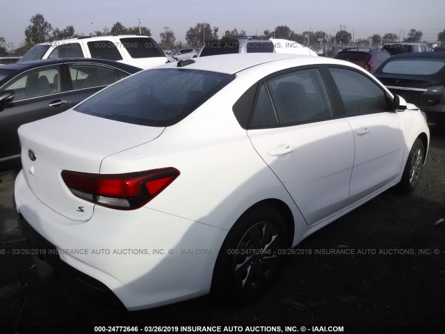 3KPA24AB5KE205734 - 2019 KIA RIO S WHITE photo 4