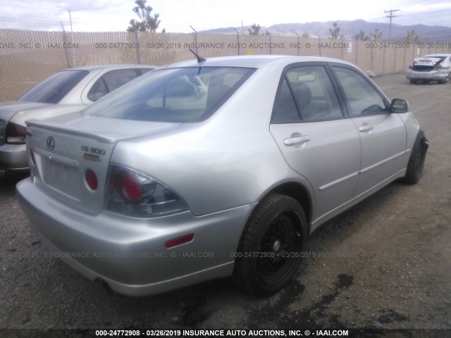 JTHBD192550095670 - 2005 LEXUS IS 300 SILVER photo 4