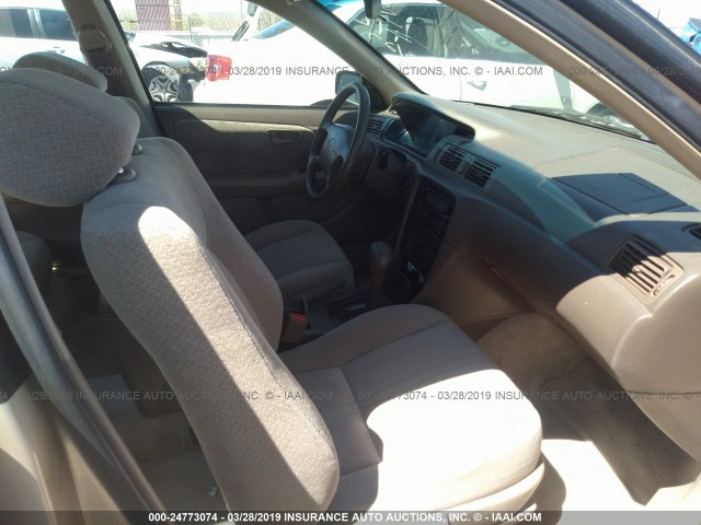 JT2BF28K1Y0255849 - 2000 TOYOTA CAMRY LE/XLE 棕色 照片 5