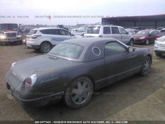 1FAHP60AX3Y109863 - 2003 FORD THUNDERBIRD  GRAY photo 4