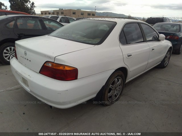 19UUA5666YA037469 - 2000 ACURA 3.2TL WHITE photo 4