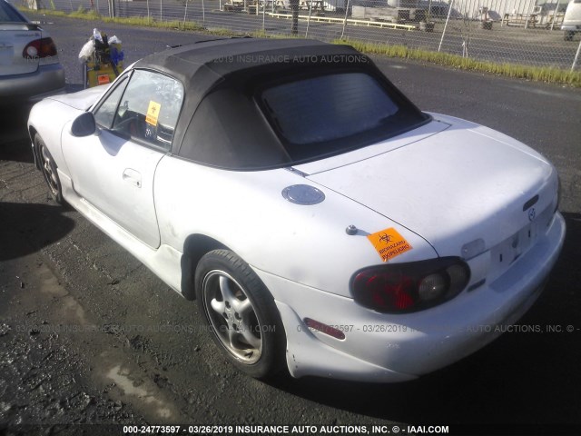 JM1NB353520234903 - 2002 MAZDA MX-5 MIATA LS WHITE photo 3