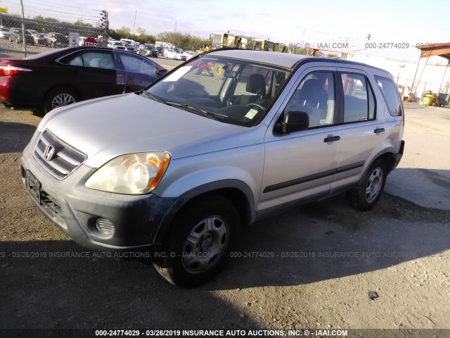 JHLRD68516C007323 - 2006 HONDA CR-V LX SILVER photo 2