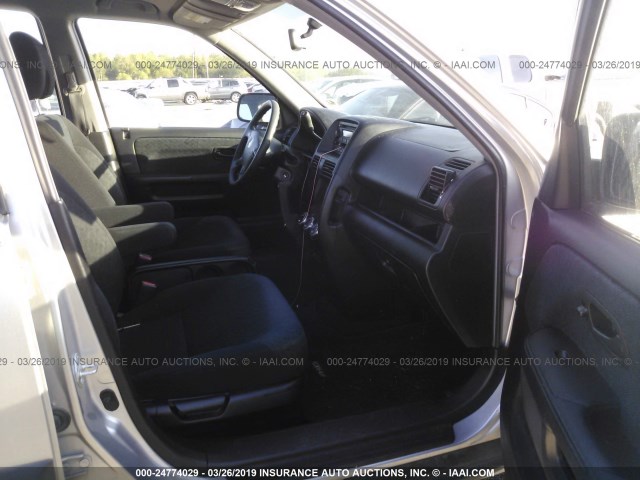 JHLRD68516C007323 - 2006 HONDA CR-V LX SILVER photo 5