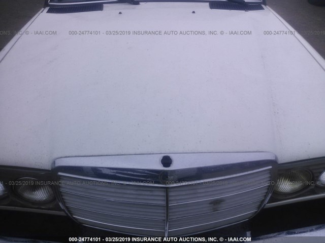 WDBAB23A6CB352229 - 1982 MERCEDES-BENZ 240 D WHITE photo 10