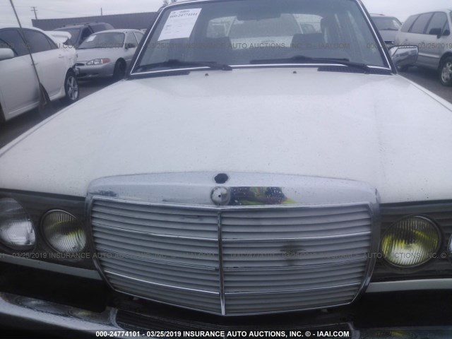 WDBAB23A6CB352229 - 1982 MERCEDES-BENZ 240 D WHITE photo 6