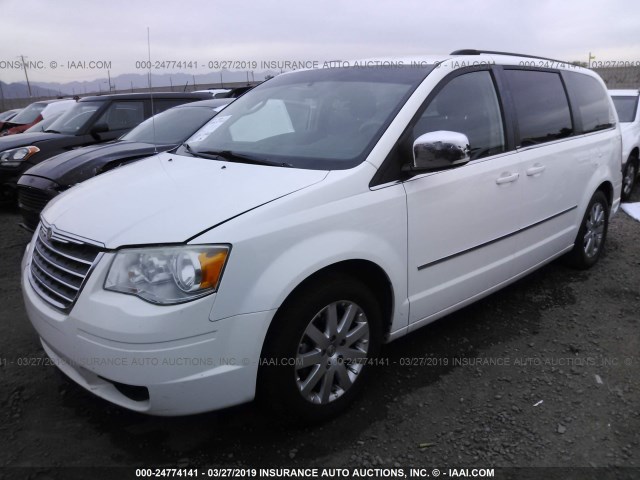 2A4RR8D12AR427728 - 2010 CHRYSLER TOWN & COUNTRY TOURING PLUS WHITE photo 2