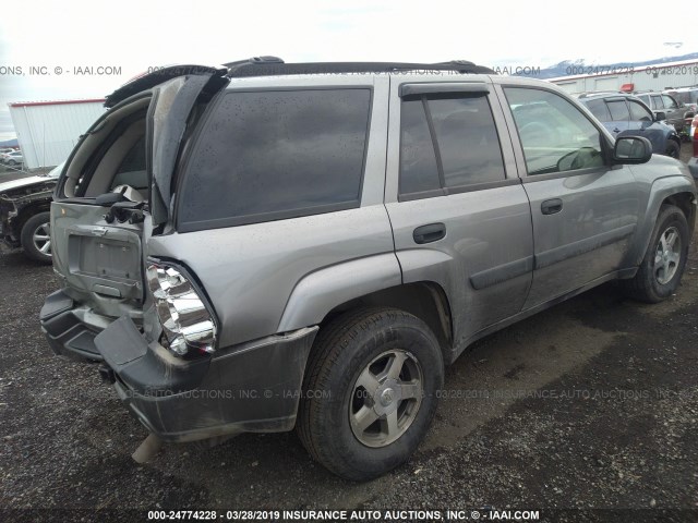 1GNDT13S052221452 - 2005 CHEVROLET TRAILBLAZER LS/LT BEIGE photo 4