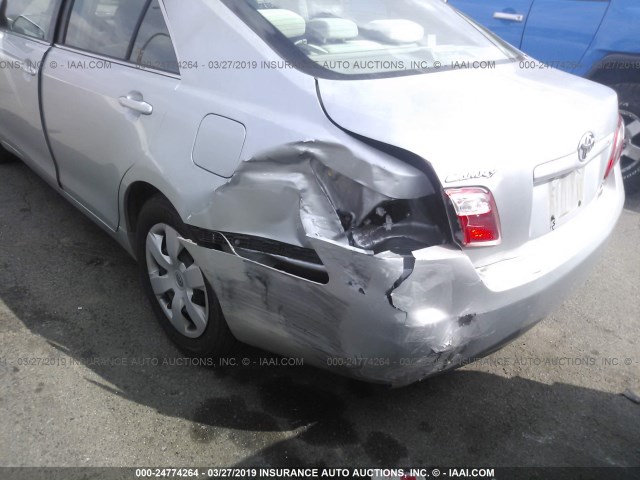 JTNBE46K173082500 - 2007 TOYOTA CAMRY NEW GENERAT CE/LE/XLE/SE SILVER photo 5