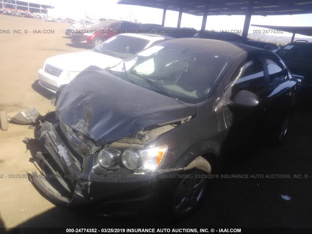 1G1JA5SH1F4182321 - 2015 CHEVROLET SONIC LS 黑色 照片 2