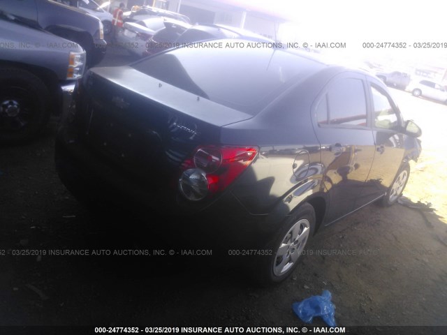 1G1JA5SH1F4182321 - 2015 CHEVROLET SONIC LS 黑色 照片 4