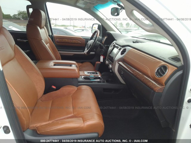 5TFAY5F19GX518572 - 2016 TOYOTA TUNDRA CREWMAX 1794/PLATINUM 白色 照片 5