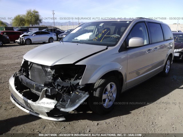 2C4RDGCG1DR552339 - 2013 DODGE GRAND CARAVAN SXT TAN photo 2