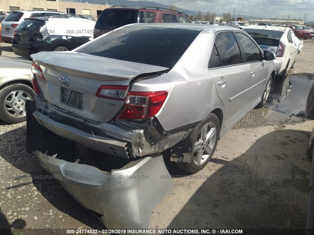 4T1BF1FK0EU304463 - 2014 TOYOTA CAMRY L/SE/LE/XLE 银色 照片 4