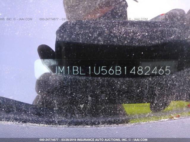 JM1BL1U56B1482465 - 2011 MAZDA 3 S WHITE photo 9