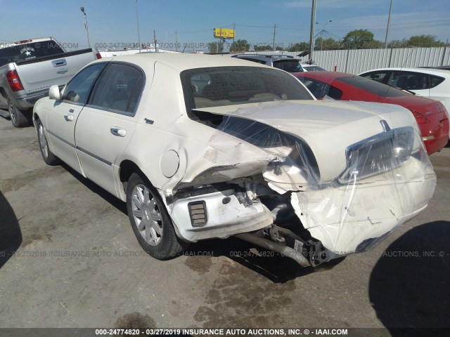 1LNHM82VX7Y623888 - 2007 LINCOLN TOWN CAR SIGNATURE LIMITED WHITE photo 3