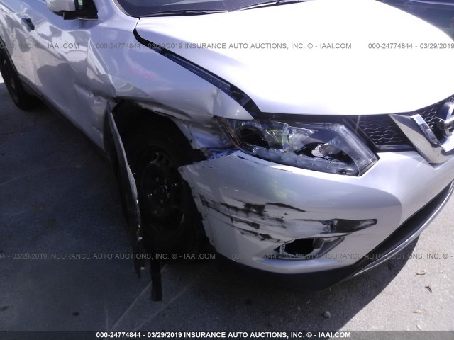 JN8AT2MTXGW002670 - 2016 NISSAN ROGUE S/SL/SV SILVER photo 6