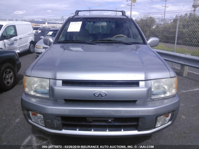 JNRDR09Y61W214733 - 2001 INFINITI QX4 SILVER photo 6