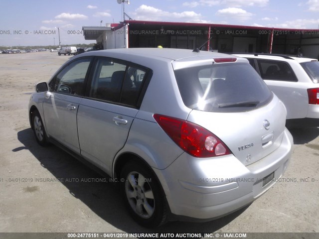 3N1BC13E67L360242 - 2007 NISSAN VERSA S/SL SILVER photo 3