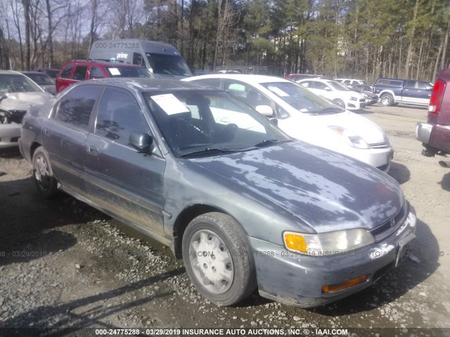 1HGCD5633VA090828 - 1997 HONDA ACCORD LX/EX BLUE photo 1