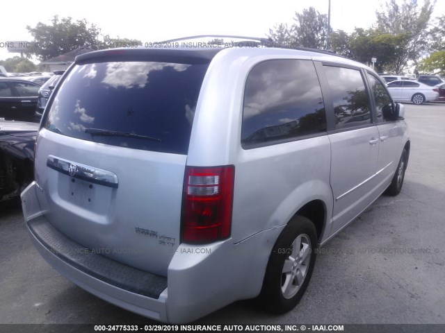 2D4RN5D19AR475679 - 2010 DODGE GRAND CARAVAN SXT SILVER photo 4