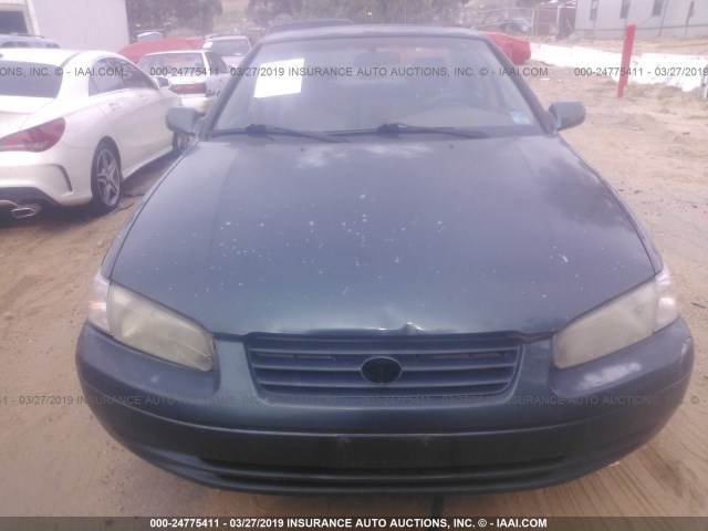 4T1BF22KXVU918657 - 1997 TOYOTA CAMRY CE/LE/XLE GREEN photo 6