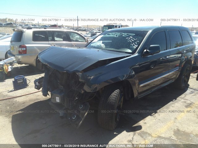 1J8HR78307C504887 - 2007 JEEP GRAND CHEROKEE SRT-8 GRAY photo 2