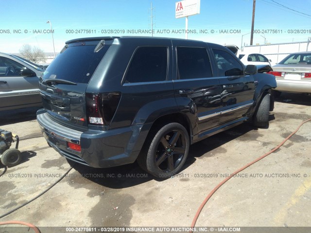 1J8HR78307C504887 - 2007 JEEP GRAND CHEROKEE SRT-8 GRAY photo 4